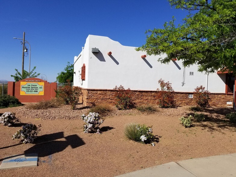More Photos Of 2301 Saturn Cir, Las Cruces Medical For Sale