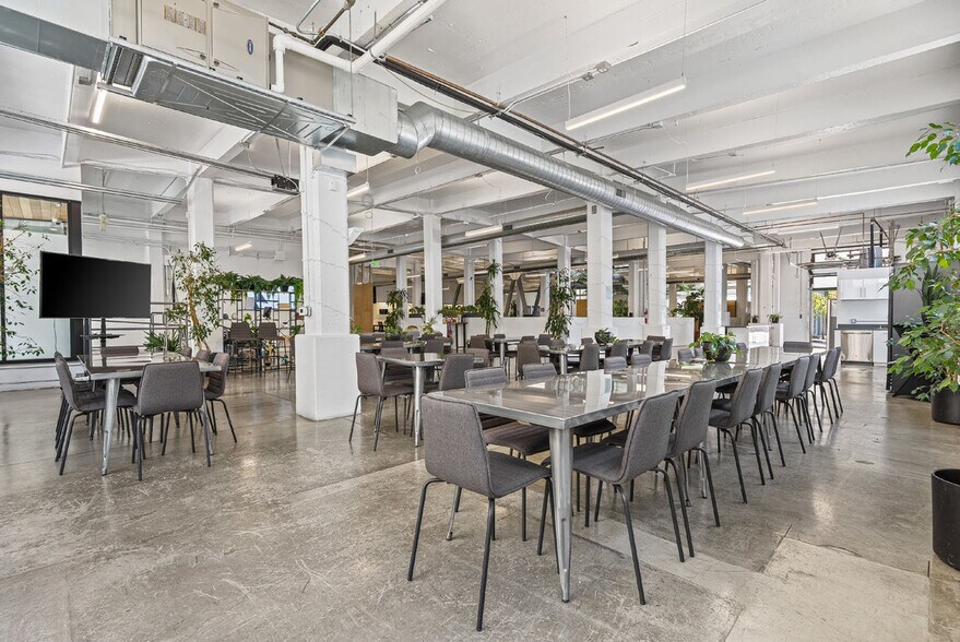 More Photos Of 185 Clara St, San Francisco Office For Lease