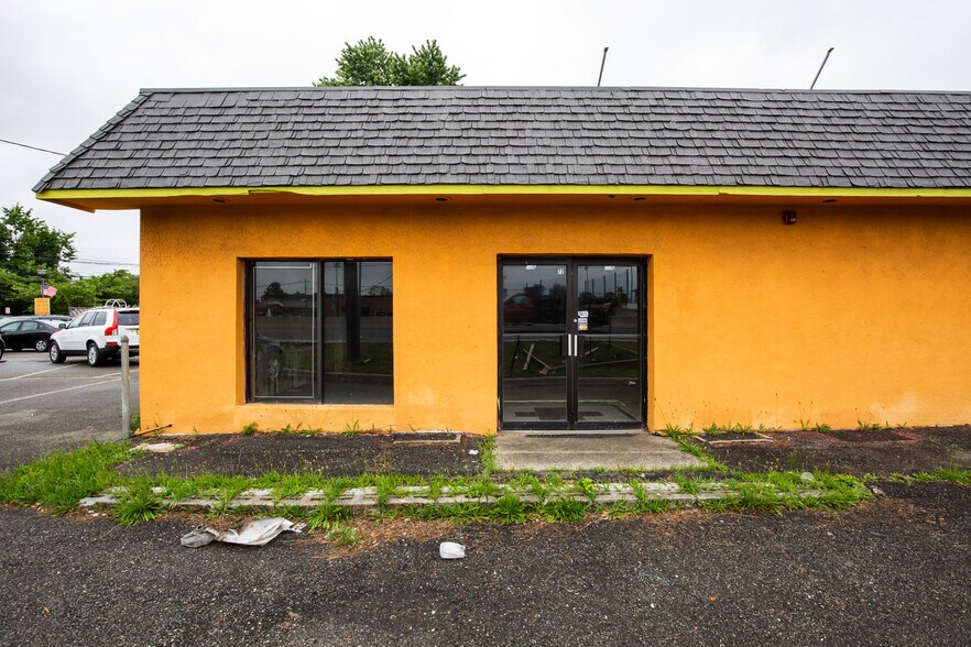 More Photos Of 72-74 Route 46 E, Lodi Restaurant For Sale