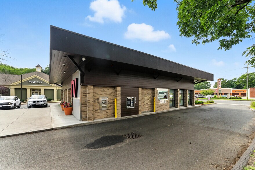 More Photos Of 1930 Wilbraham Rd, Springfield Bank For Sale