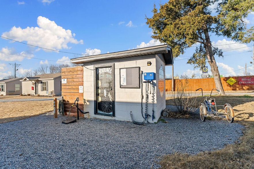 More Photos Of 3400 S Walton Blvd, Bentonville Hotel For Sale