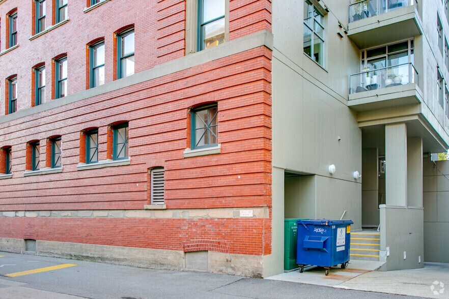 More Photos Of 88 Lonsdale Ave, North Vancouver Office For Lease