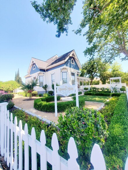 More Photos Of 11 E Main St, Winters Office Residential For Lease