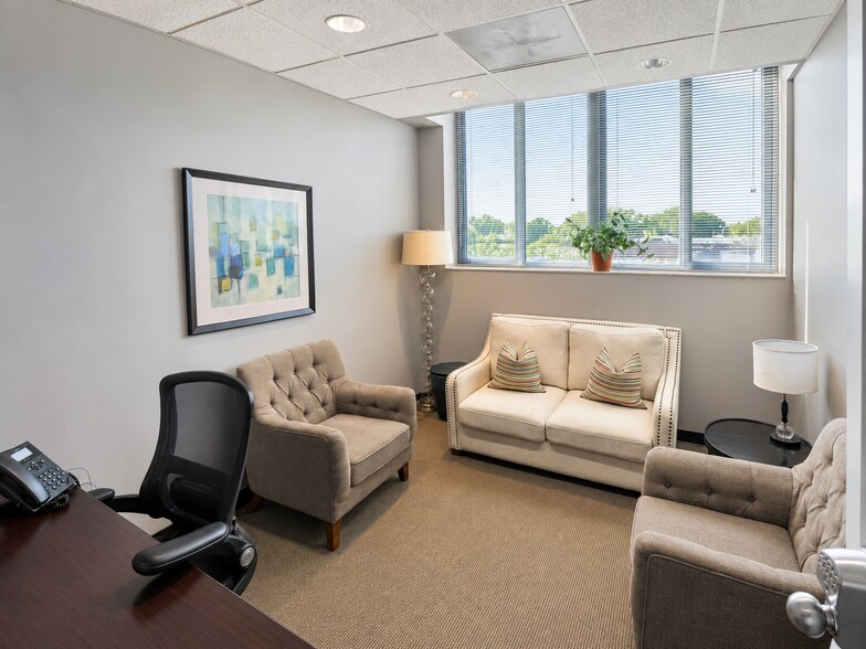 More Photos Of 2501 N Glebe Rd, Arlington Medical For Sale