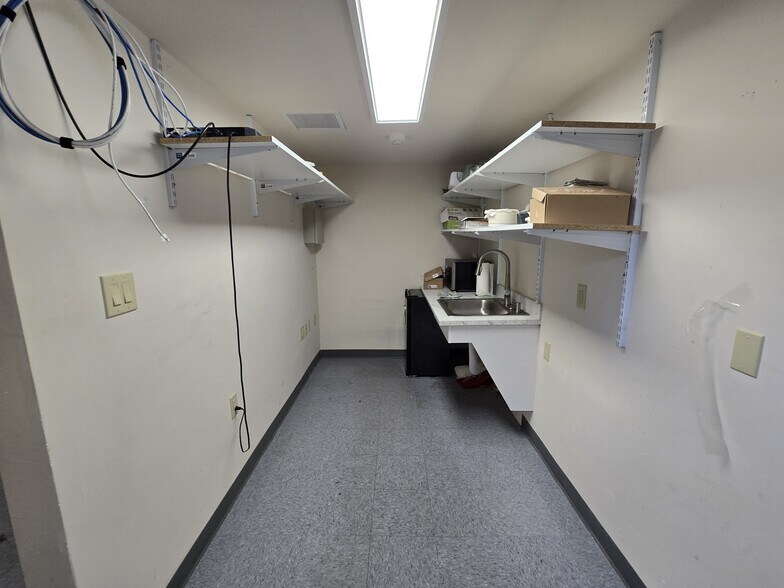 More Photos Of 666 Bridgeway, Sausalito General Retail For Sale