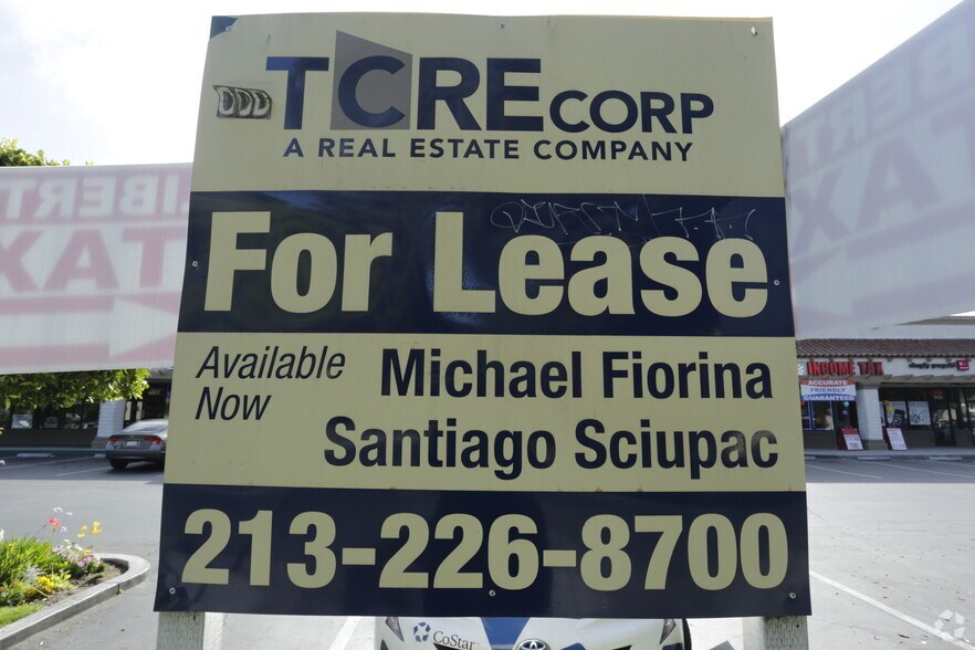 More Photos Of 15100-15144 Paramount Blvd, Paramount Unknown For Lease