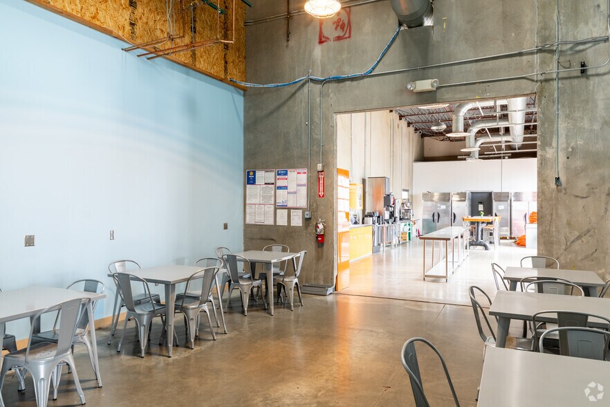 More Photos Of 6450 Gunpark Dr, Boulder Office For Lease