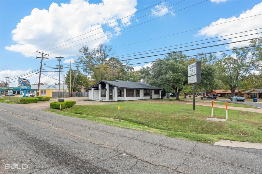 More Photos Of 9099 Mansfield Rd, Shreveport Healthcare For Sale