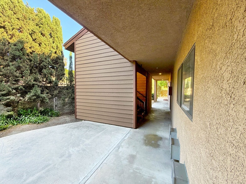 More Photos Of 314 Lincoln Ave, Glendale Apartments For Sale