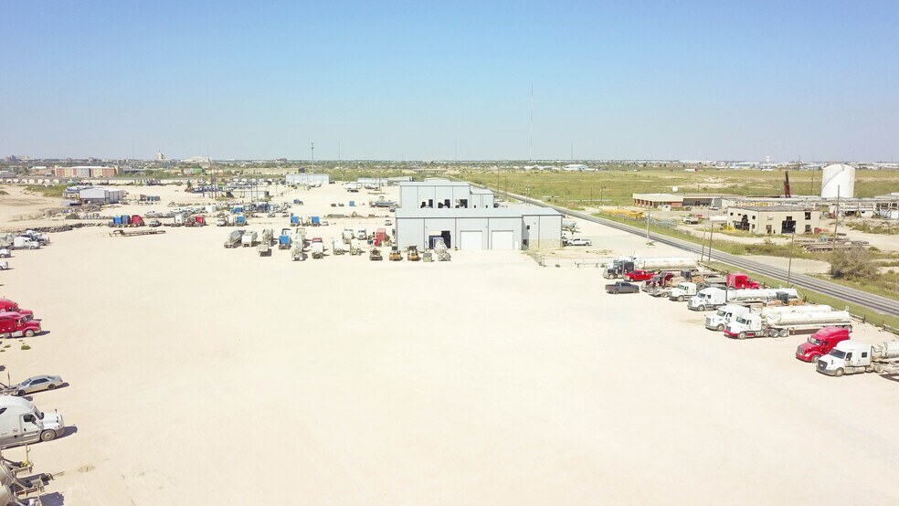 More Photos Of 2250 Dixie Blvd, Odessa Industrial For Sale