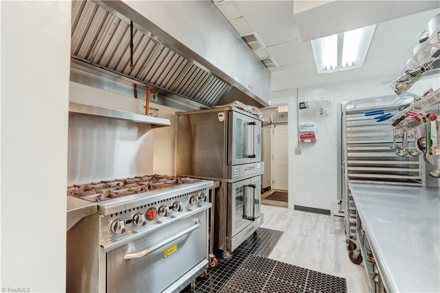 More Photos Of 17 E Main St, Thomasville Storefront Retail Office For Sale