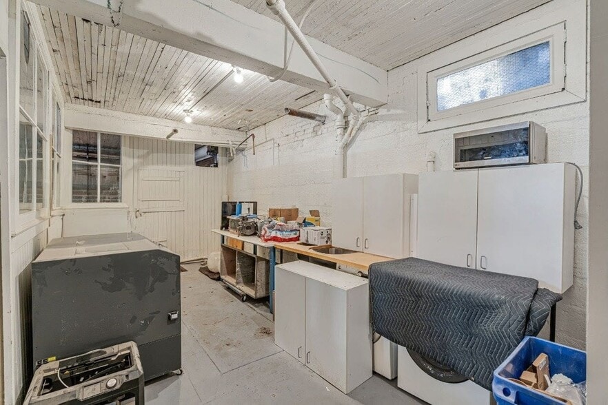 More Photos Of 1649 12th Ave, Oakland Religious Facility For Sale