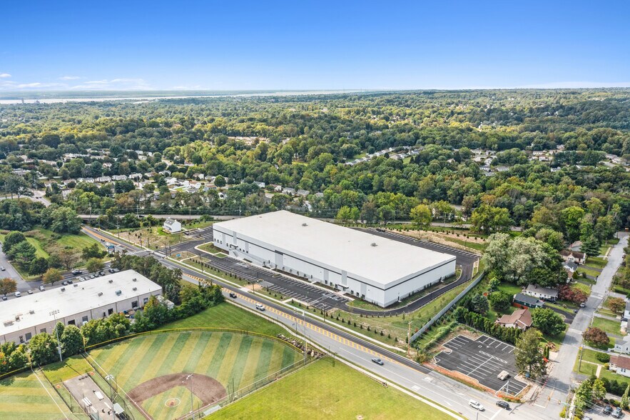 More Photos Of 4800 Chichester Ave, Upper Chichester Warehouse For Lease