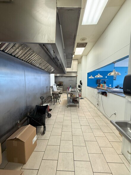 More Photos Of 6720 Chimney Rock Rd, Houston Restaurant For Lease