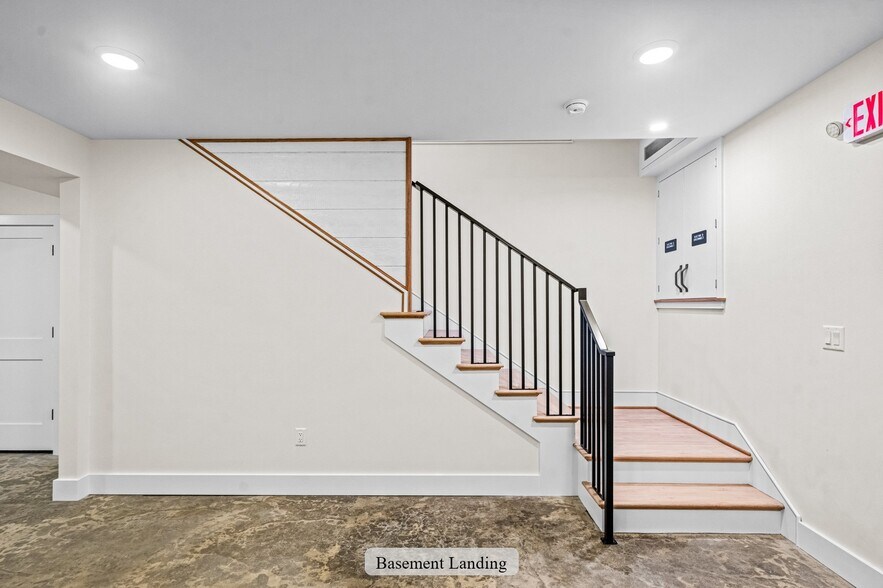 More Photos Of 300 S Route 73, Berlin Office Residential For Sale