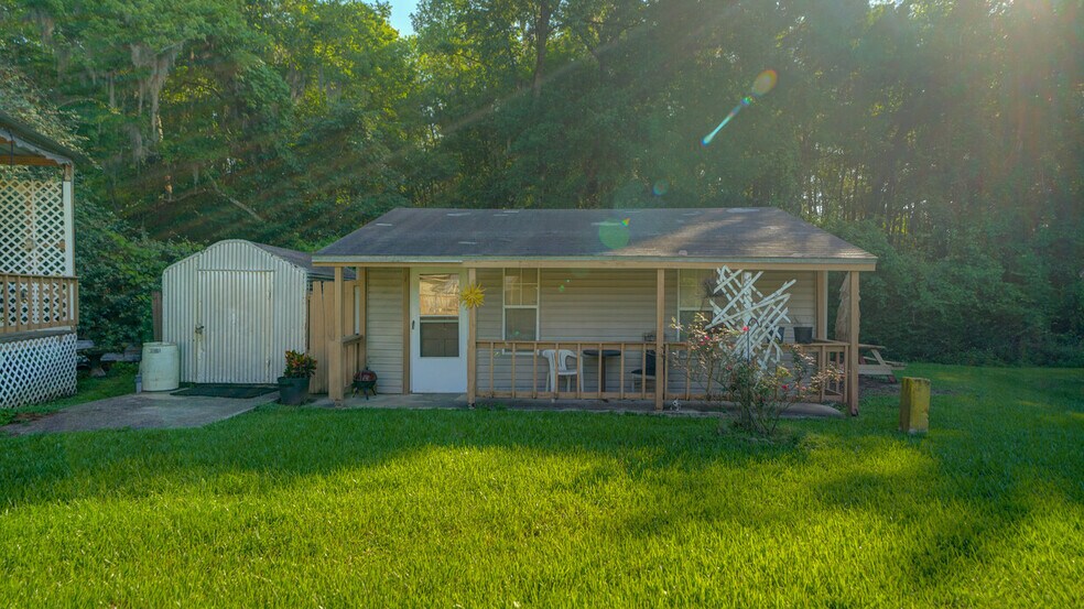 More Photos Of 3297 US 17 Hwy, Green Cove Springs Bar For Sale