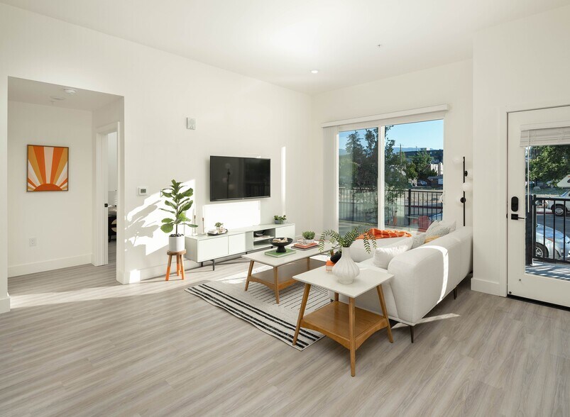 More Photos Of 344 W 2nd St, Reno Apartments For Sale