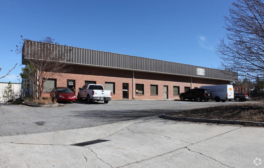 Primary Photo Of 1280 Oak Industrial Ln, Cumming Distribution For Sale