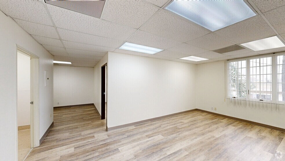 Primary Photo Of 172 N Tustin St, Orange Office For Lease