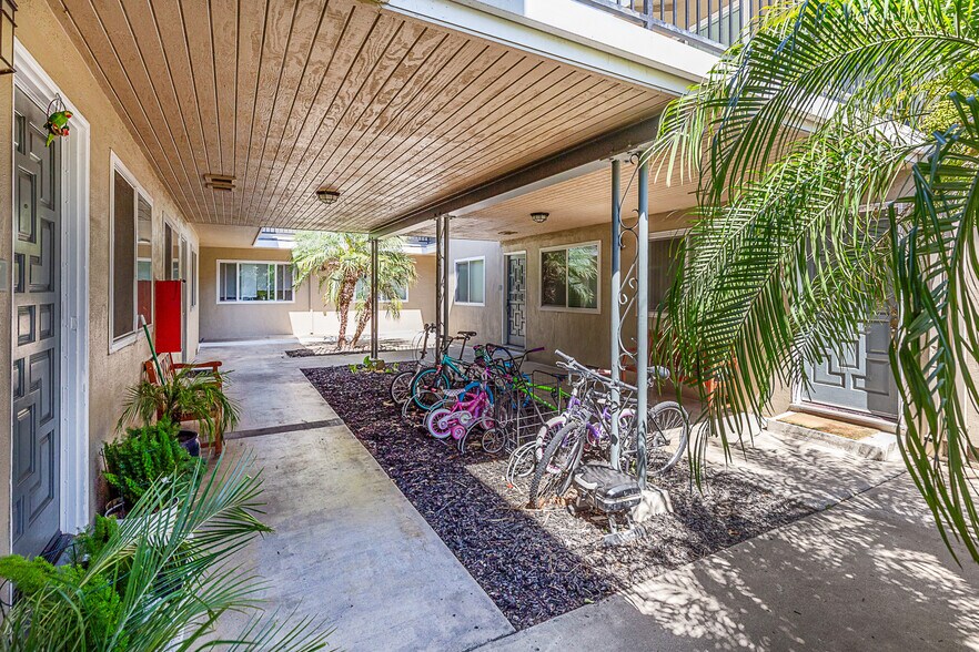 More Photos Of 2104 Royal Dr, Santa Clara Apartments For Sale