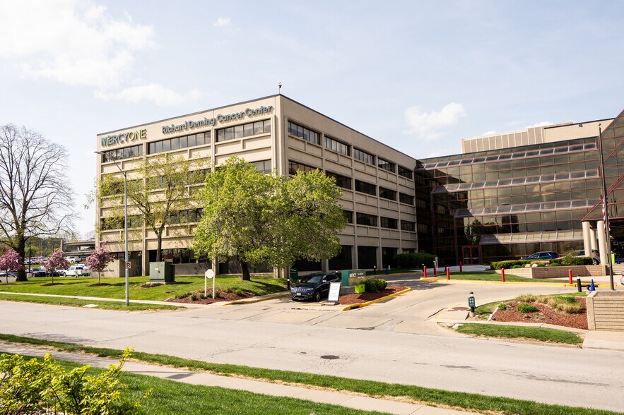 More Photos Of 411 Laurel St, Des Moines Medical For Lease