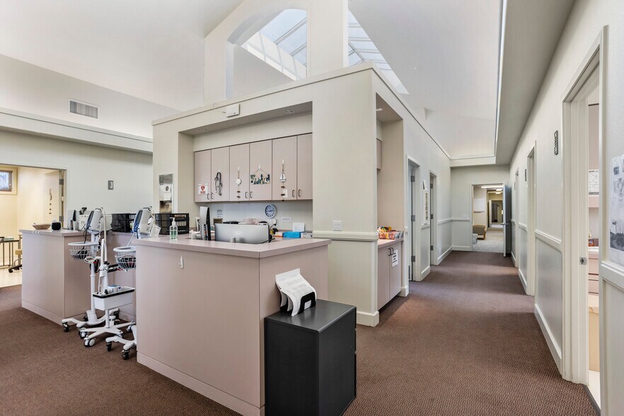 More Photos Of 911 S Washington St, Kennewick Medical For Lease