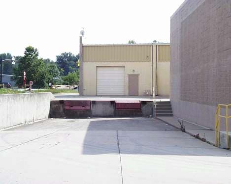 More Photos Of 1115-1137 3rd Ave SW, Carmel Research And Development For Lease