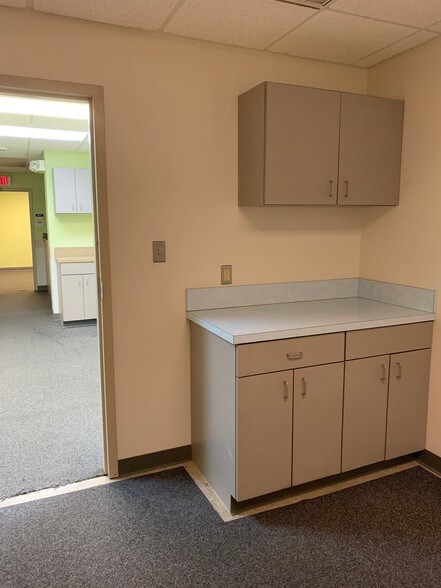 More Photos Of 1151 Pocono Blvd, Mount Pocono Medical For Lease