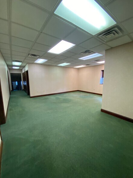 More Photos Of 3757 Library Rd, Pittsburgh Office For Lease