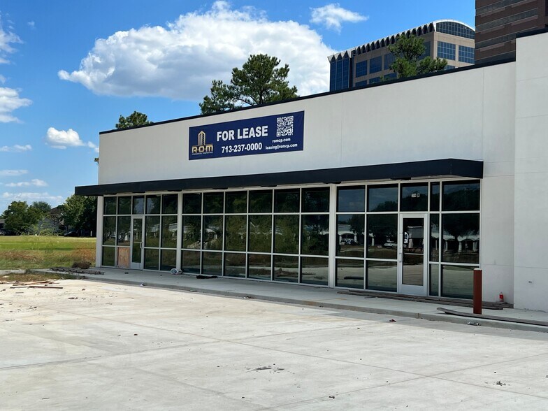 More Photos Of 304 Greens Rd, Houston Freestanding For Lease