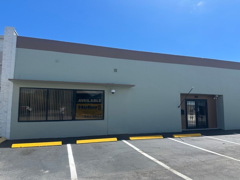 More Photos Of 3056 NE 12th Ter, Oakland Park Warehouse For Sale