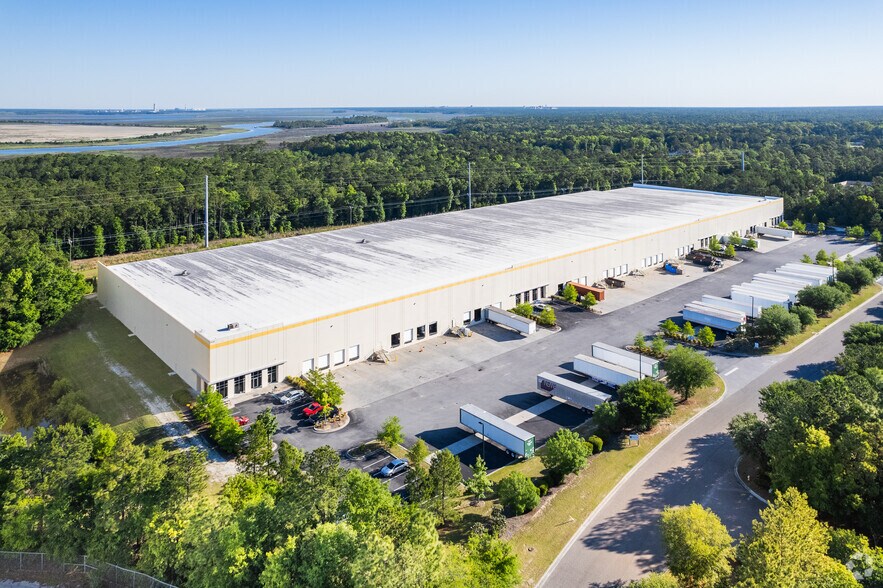 More Photos Of 2310 Charleston Regional Pky, Charleston Distribution For Lease