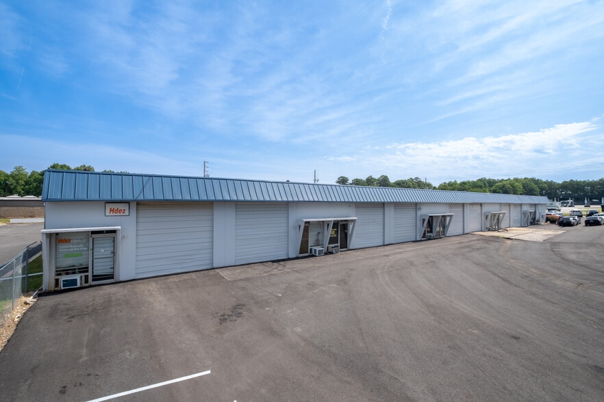 More Photos Of 642 Cordell Dr, College Park Unknown For Lease