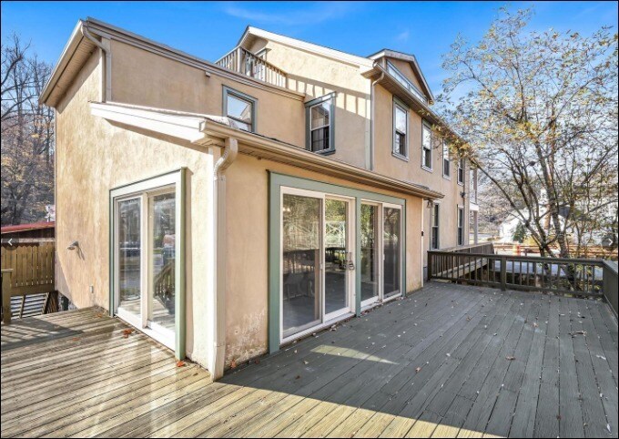 More Photos Of 100 Landenberg Rd, Landenberg Storefront For Sale