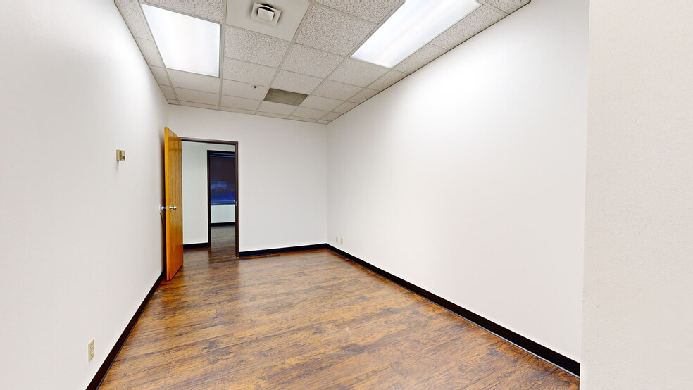 Primary Photo Of 2201 Main St, Dallas Office For Lease