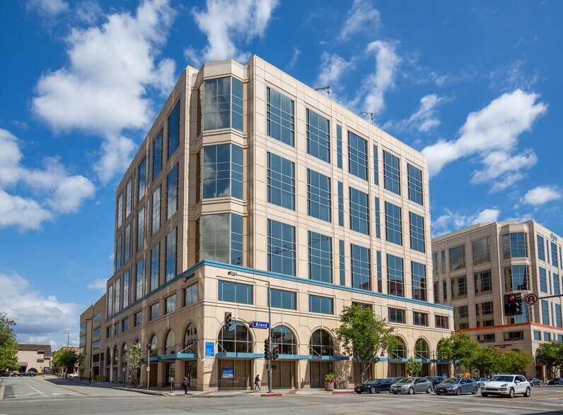 More Photos Of 450 N Brand Blvd, Glendale Office For Lease