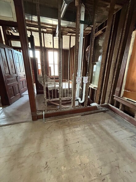 More Photos Of 7282 Columbus St, New Vienna General Retail For Sale