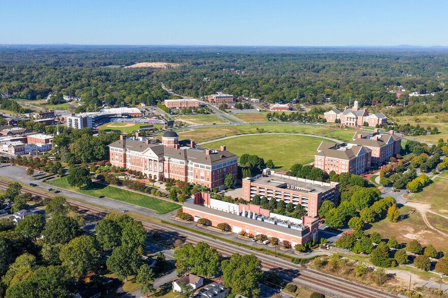 More Photos Of 150 N Research Campus Dr, Kannapolis Office For Lease