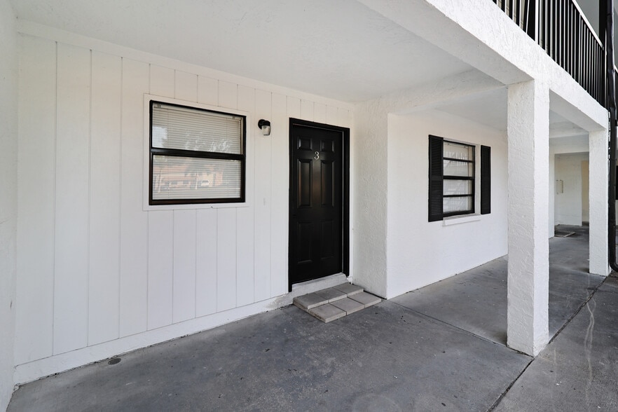 More Photos Of 7786 62nd St N, Pinellas Park Apartments For Sale