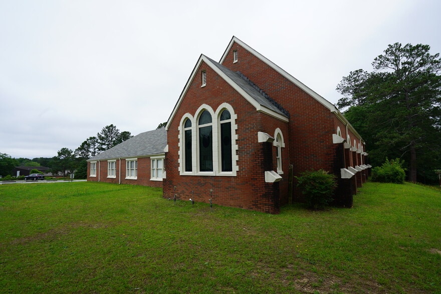 More Photos Of 4323 Primrose Rd, Columbus Religious Facility For Sale