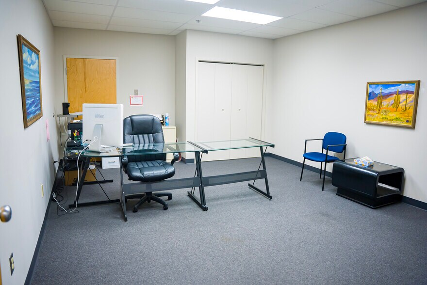 More Photos Of 1301 W Forest Grove Rd, Vineland Flex For Lease