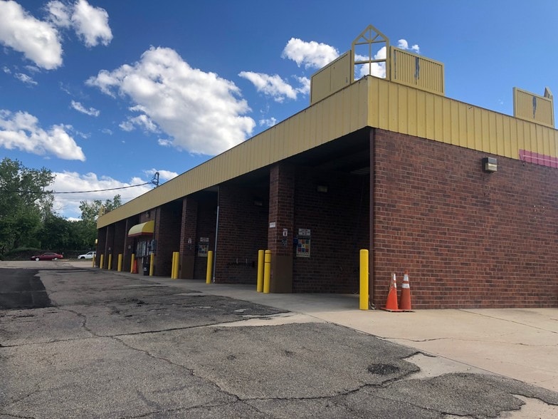 More Photos Of 12299 W Center Ave, Lakewood Carwash For Sale