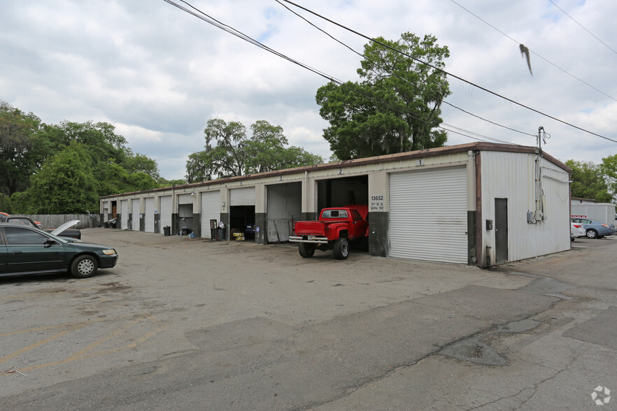 Primary Photo Of 13652 N 12th St, Tampa Light Manufacturing For Lease