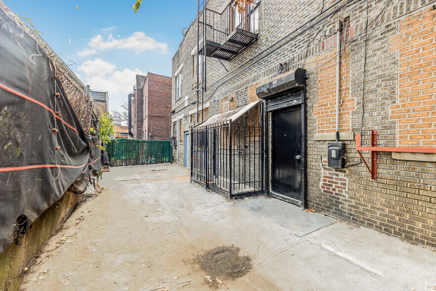 More Photos Of 3910 White Plains Rd, Bronx Storefront Retail Office For Sale