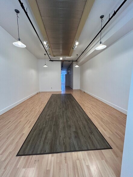 More Photos Of 14 N 3rd St, Lafayette Office For Sale