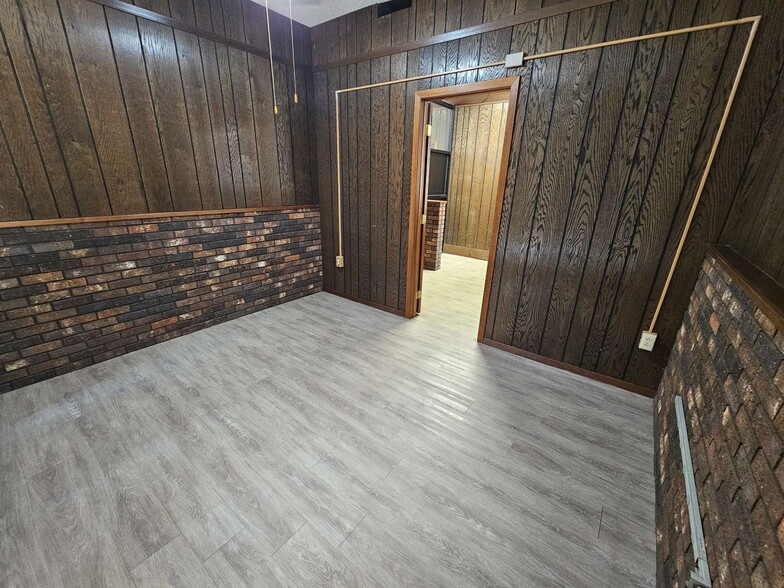 More Photos Of 3411 S Hawthorne Ave, Sioux Falls Office For Lease
