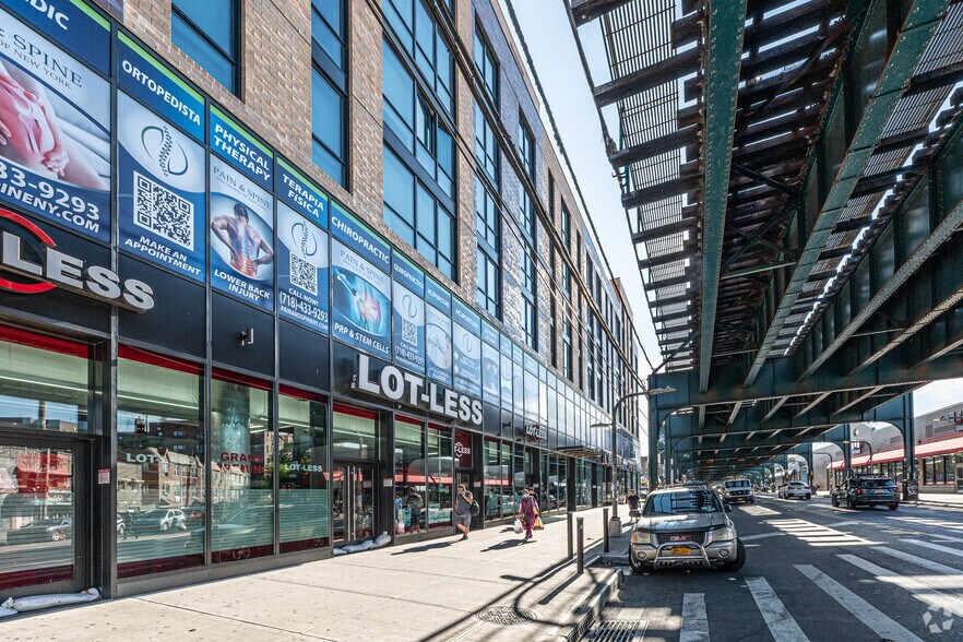 More Photos Of 91-09 Roosevelt Ave, Jackson Heights Apartments For Lease