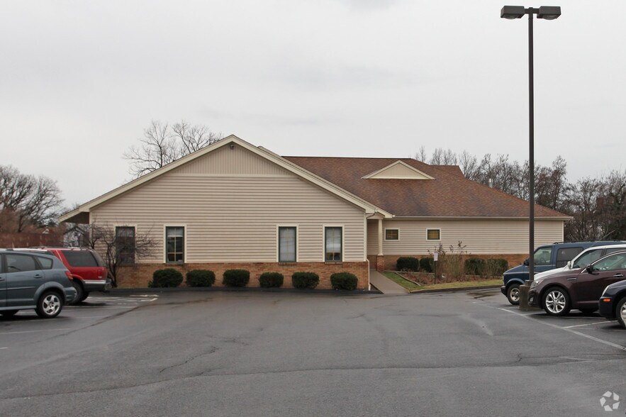 More Photos Of 3751 Warsaw Ave, Cincinnati Office For Sale