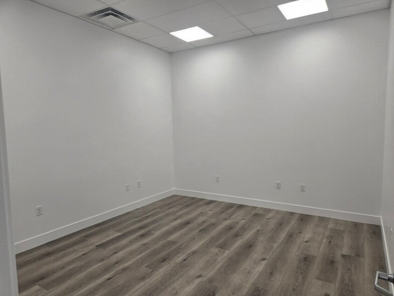 More Photos Of 1548 American Way, Payson Warehouse For Lease