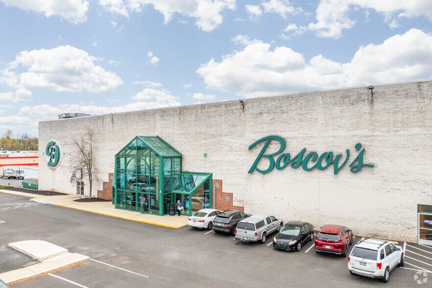 More Photos Of Route 724 @ Rt 100, Pottstown Unknown For Lease